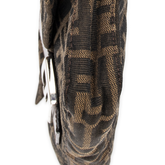 Fendi Baguette - Picture 7 of 10